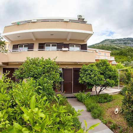Apartments Vila Masha Petrovac Bagian luar foto