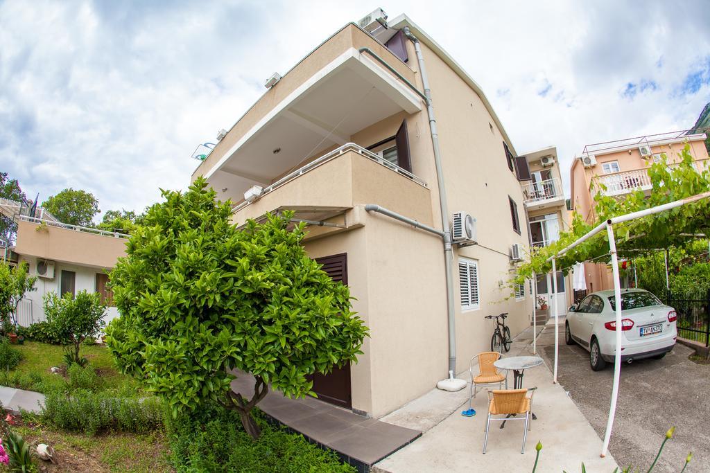 Apartments Vila Masha Petrovac Bagian luar foto