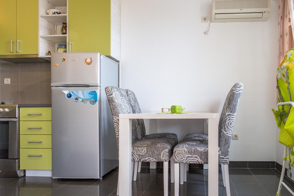 Apartments Vila Masha Petrovac Bagian luar foto