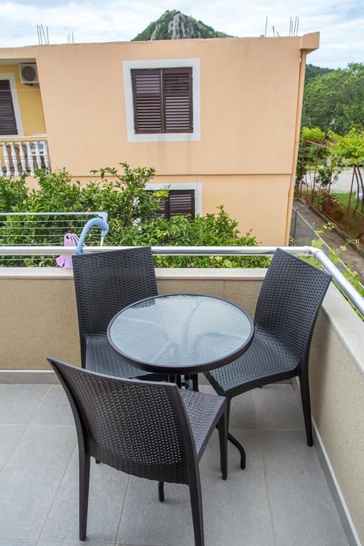 Apartments Vila Masha Petrovac Bagian luar foto