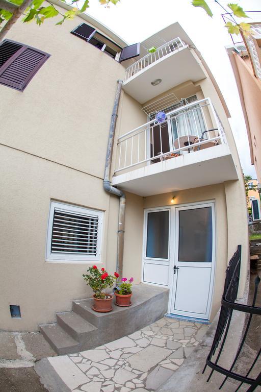 Apartments Vila Masha Petrovac Bagian luar foto